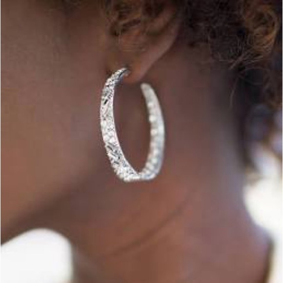 Paparazzi Glitzy By Association White Blockbuster Hoop Earrings - Picture 1 of 3